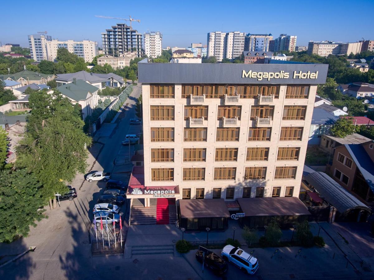 Megapolis Hotel Shymkent Eksteriør billede